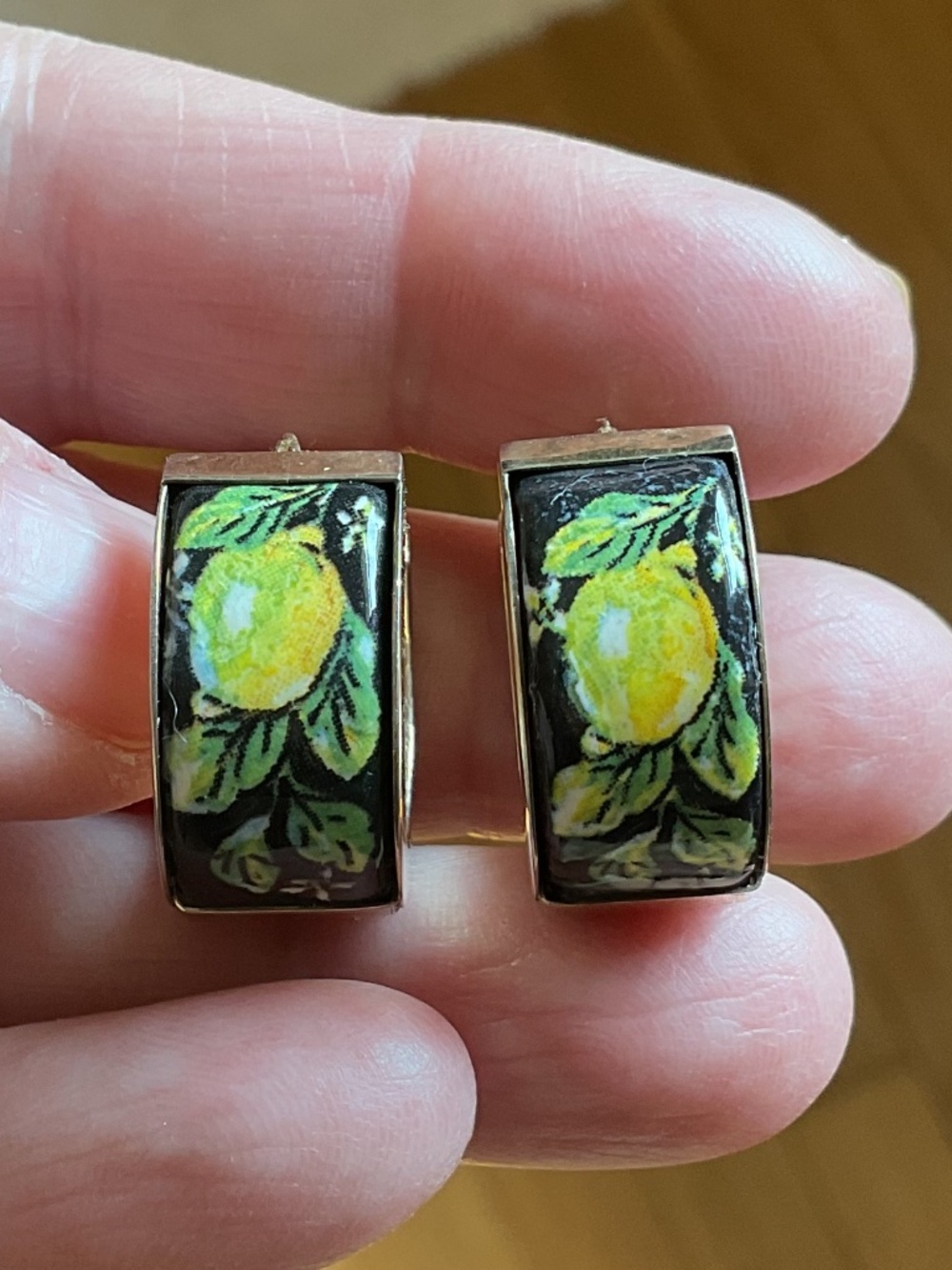 TAGLIAMONTE Gold Plated Sterling Silver 925 Sicilian Lemons Enamel Round Earring